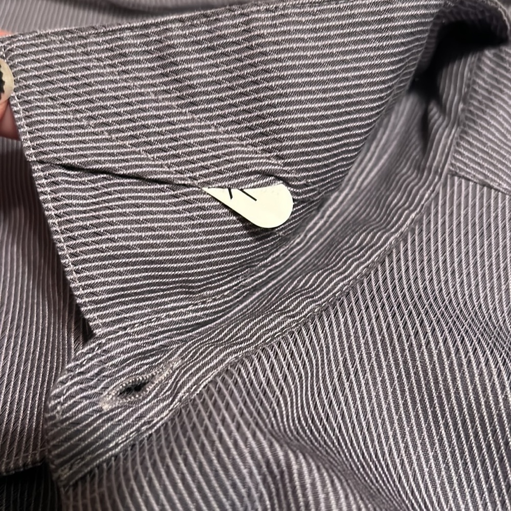 Men’s Calvin Klein Shirt 16 32-33 Pinstriped Long Sleeve Button Down Gray - Picture 8 of 8